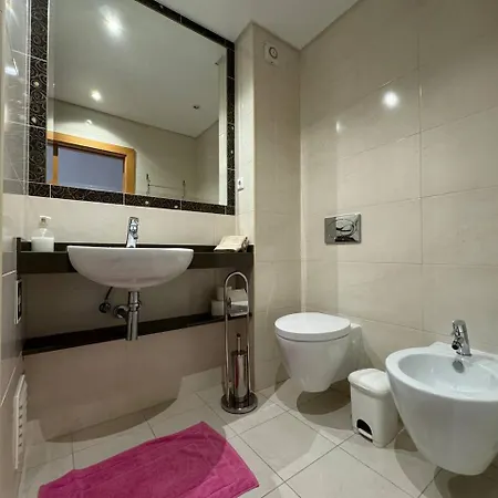 Fantastic 2 Bedroom Near * Portimão