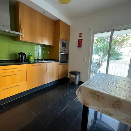 Fantastic 2 Bedroom Near Appartamento *
